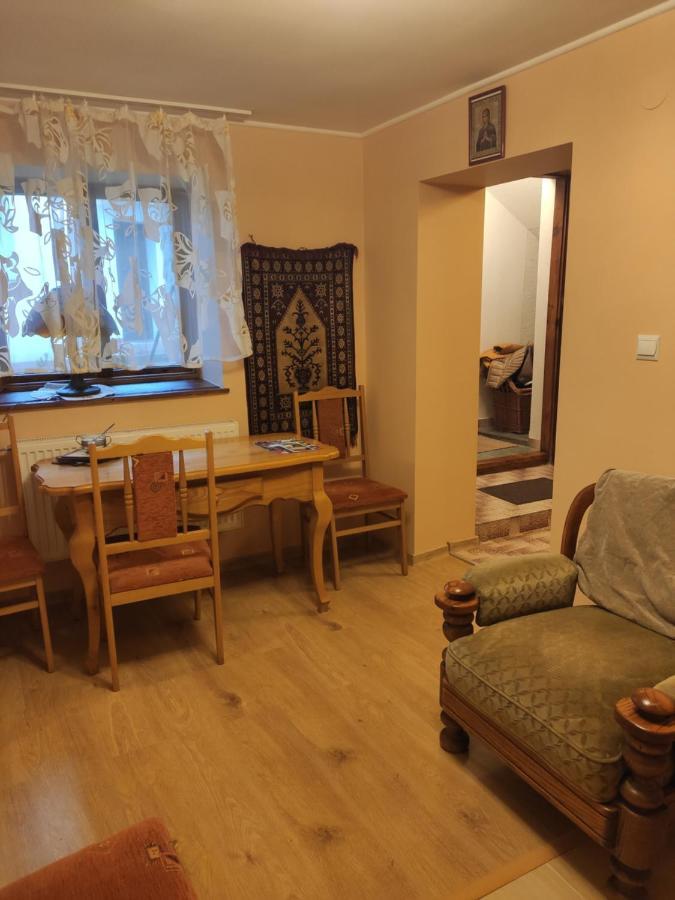 Ferienwohnung Dom Pod Zegarem Przemyśl Zimmer foto